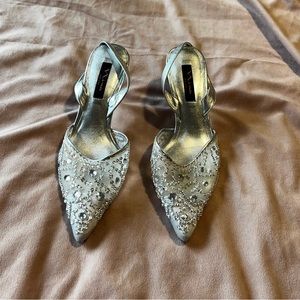 Silver Sparkling Rhinestone Pointed Toe Pumps